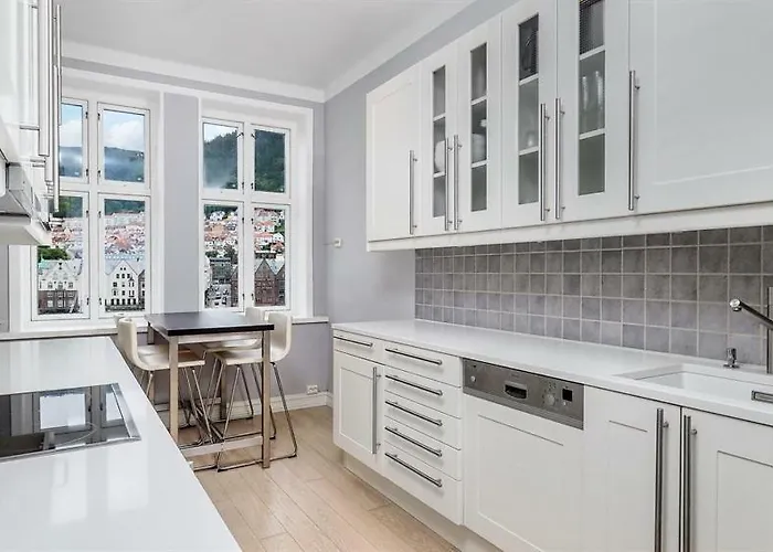 Apartment With Beautiful View To Bryggen
