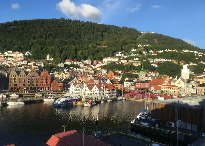 Apartment With Beautiful View To Bryggen