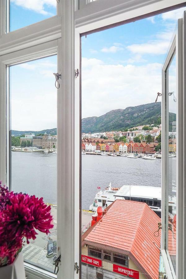 With Beautiful View To Bryggen Apartment
