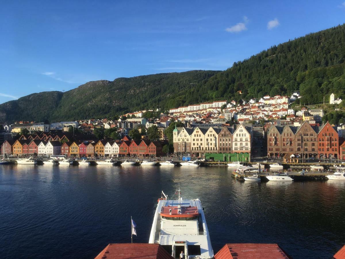 With Beautiful View To Bryggen Apartment *