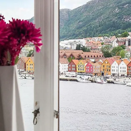 Apartment With Beautiful View To Bryggen Bergen Exterior photo