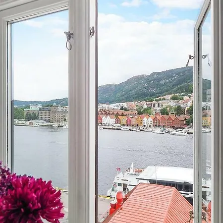 Apartment With Beautiful View To Bryggen Bergen Exterior photo