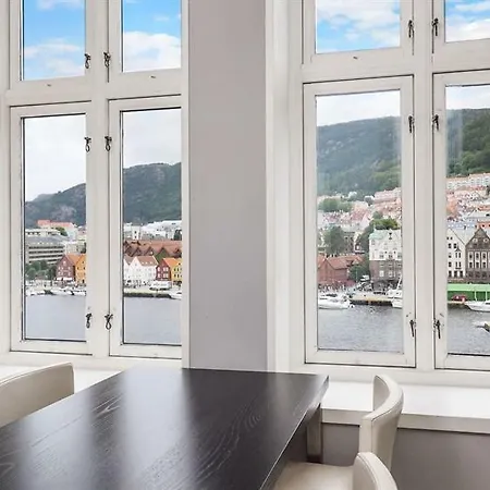 Apartment With Beautiful View To Bryggen Bergen Exterior photo